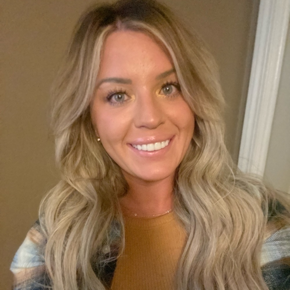 Meet your Posher, Chelsie